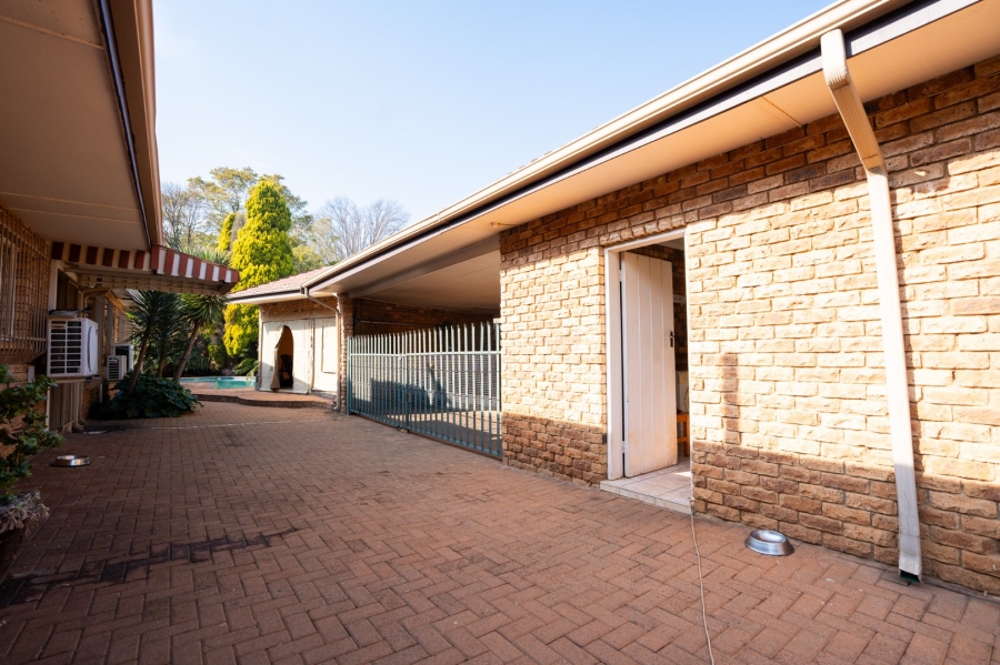 3 Bedroom Property for Sale in Flamwood North West